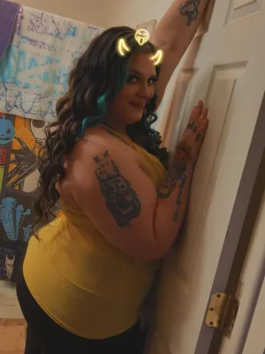 BIGBOOTYWHITEGIRL