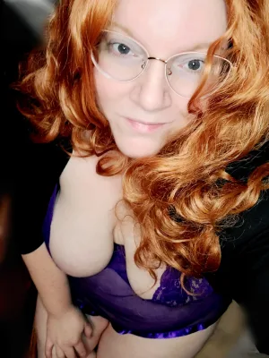VERY Naughty BBW Housewife