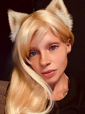 LOOKS ARE DECEIVING, ANGELIC LOOKING BUT, VERY EVIL SEXY ASS CUNT, TO MAKE TO CREAM YOUR PANTS. WHEN YOU CALL ME EXPECT TO BE VE