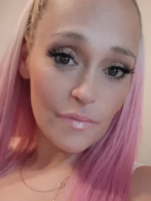 LateNightEllie